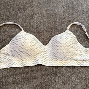 Hanes Soft Padded Bra in white and gray diamond print women size Large